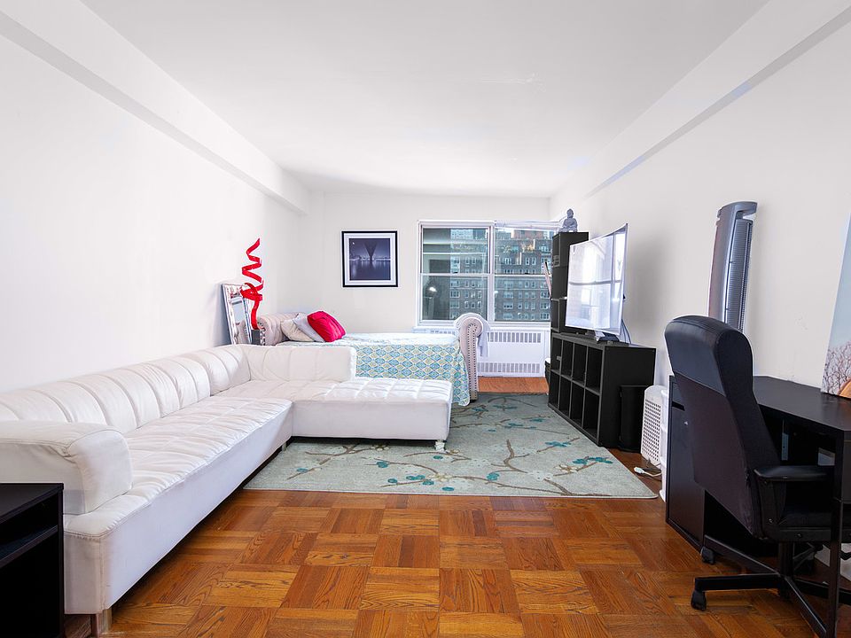 1st image of 40 Park Ave APT 11a
