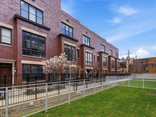 2657 N Hermitage Ave, Chicago, IL 60614