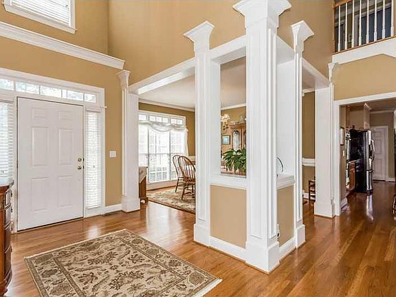 2nd image of 5142 Old Oaks Ct