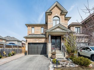 74 Walker Blvd, New Tecumseth, ON L9R 0N3