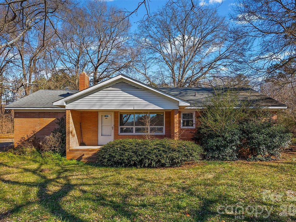 1st image of 5323 S New Hope Rd