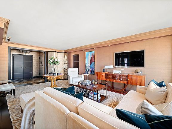 2nd image of 340 E 64th St APT 27C