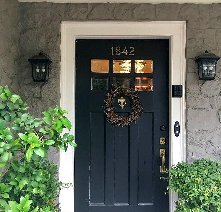 1st image of 1842 Oak St #3
