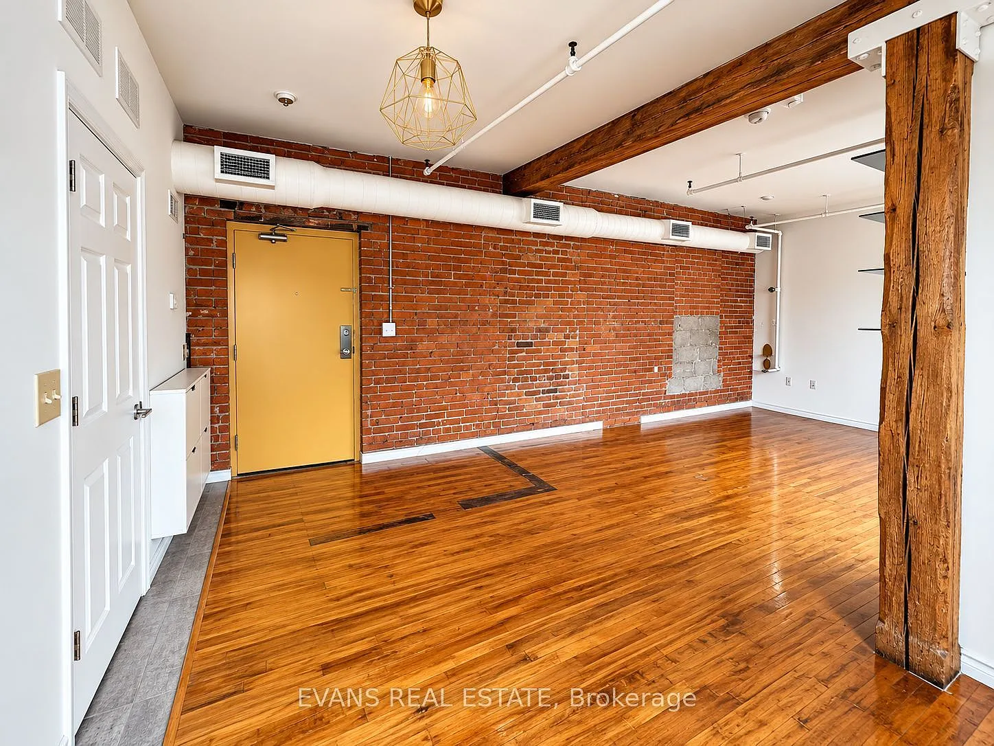Stockyard Lofts — Photo 4