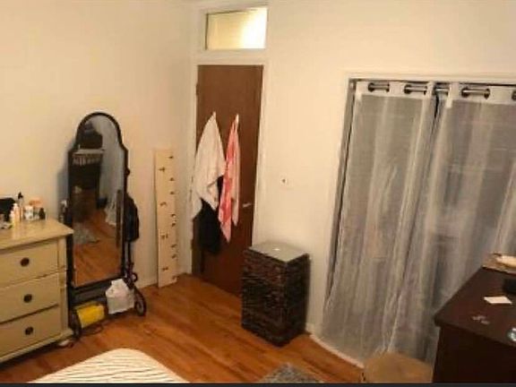 4th image of 311 Jefferson St APT 4R