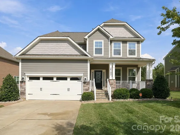 2107 Balting Glass Dr, Indian Trail, NC 28079