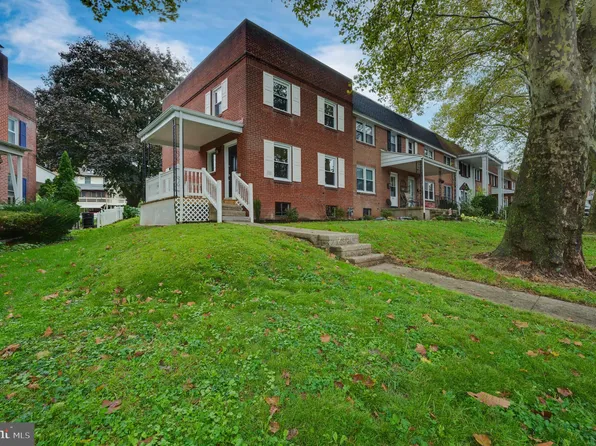 214 Sycamore Rd, West Reading, PA 19611