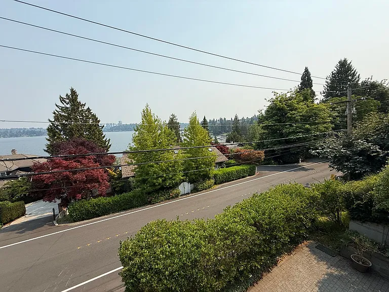 7275 N Mercer Way — Photo 5