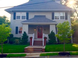 28 Cole Ave, Providence, RI 02906