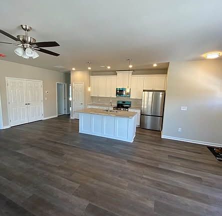 2nd image of 4177 Ledan Ext