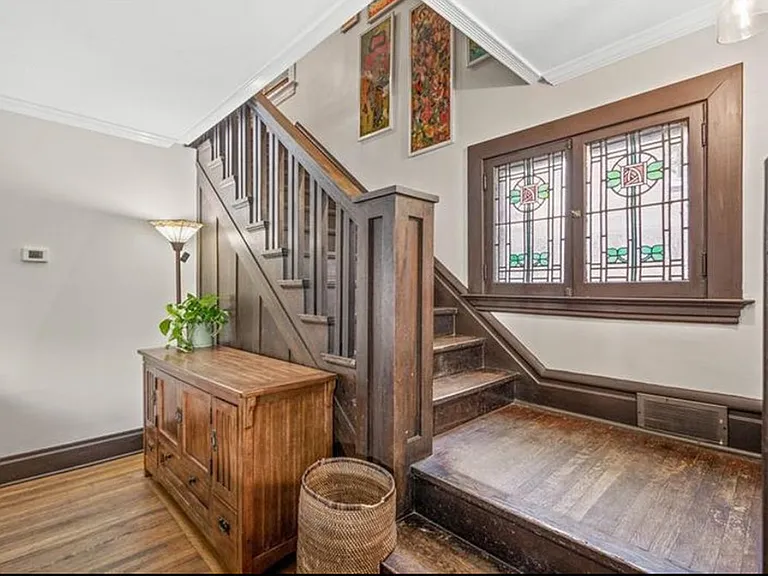 145 Oliver Ave — Photo 8
