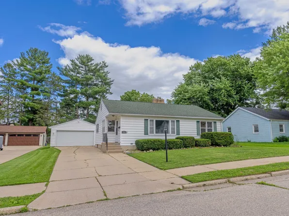 1021 S Terrace St, Janesville, WI 53546