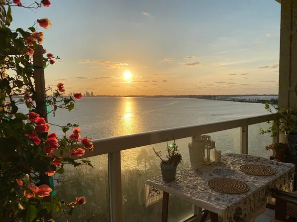 2451 Brickell Ave APT 11F, Miami, FL 33129