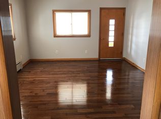 920 W 6th Ave, Oshkosh, WI 54902