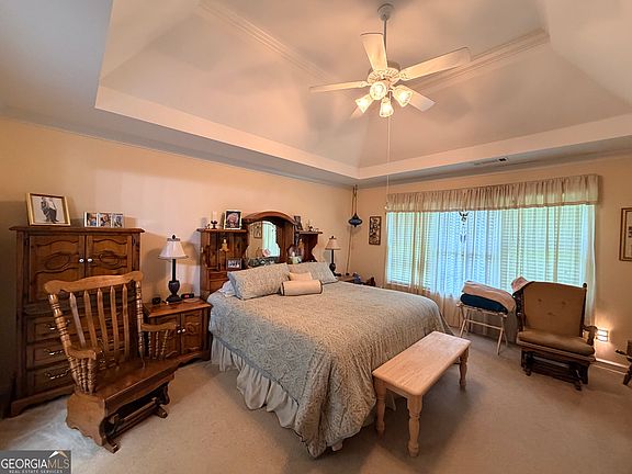 5th image of 4090 Forest View Dr SE