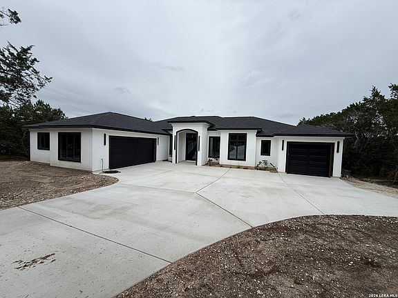 4th image of 189 Mustang Lane