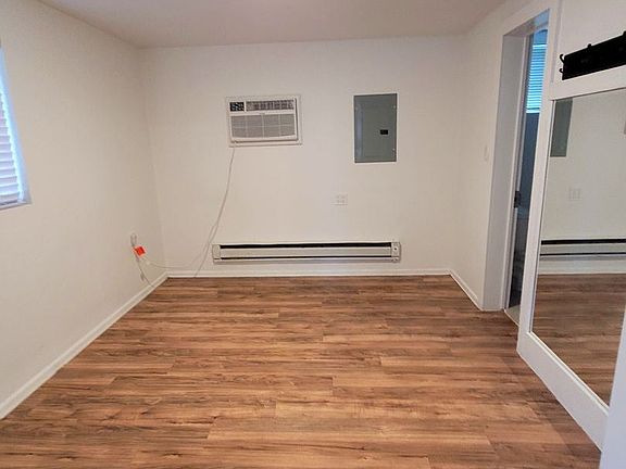 3rd image of 530 N Fisher Pl