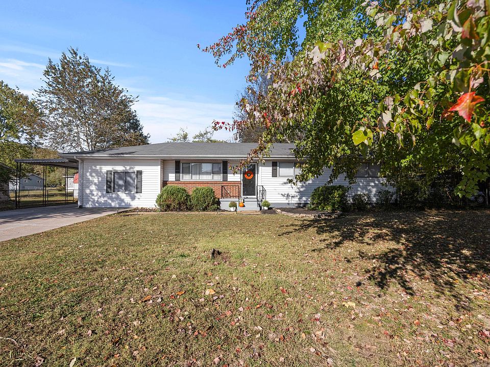 1st image of 1422 Cloverdale Cir
