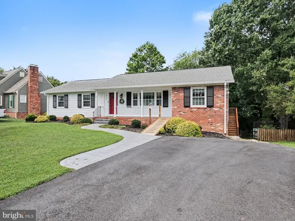 313 Laurel Ave, Fredericksburg, VA 22408