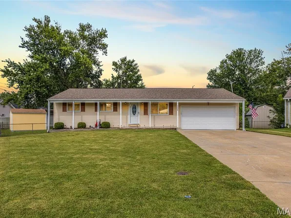 12085 Washington Ct, Maryland Heights, MO 63043