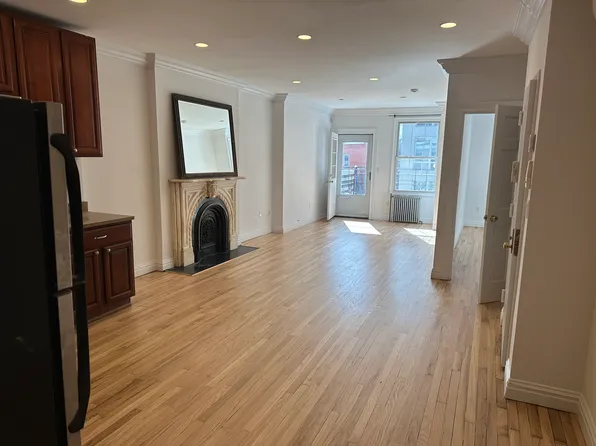 282 Atlantic Avenue image 1 of 10