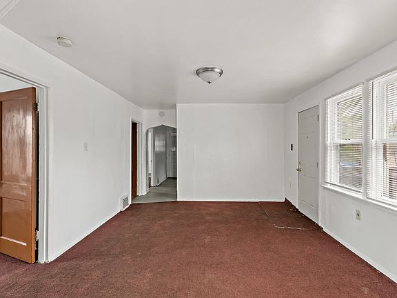 5th image of 13827 S Wentworth Ave
