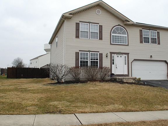 2nd image of 1511 Fox Fire Dr
