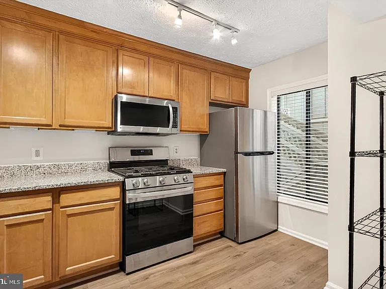 2251 Hunters Run Dr #2251 — Photo 20