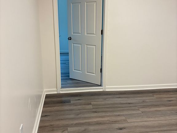 5th image of 2520 E 21st St
