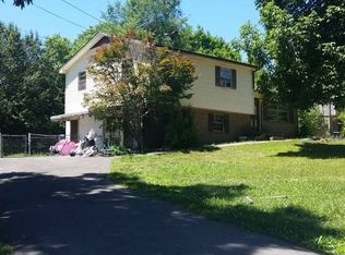 5160 Gold Pointe Dr NE, Cleveland, TN 37312