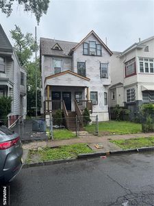 102 N 17th St, East Orange, NJ, 07017