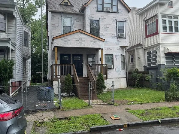 102 N 17th St, East Orange, NJ 07017