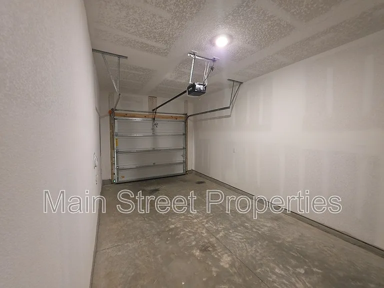9011 Golden Eye Dr — Photo 21