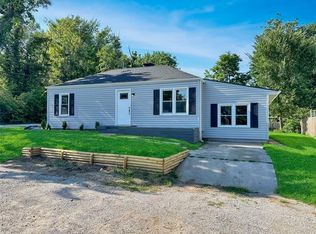 2406 South St, Lexington, MO 64067