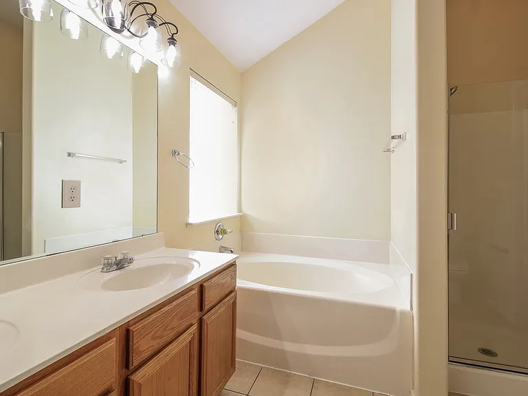 3400 Beatriz Dr — Photo 12