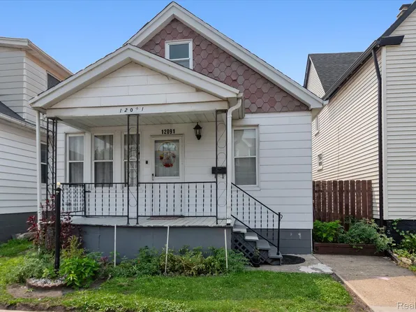 12091 Moran St, Hamtramck, MI 48212