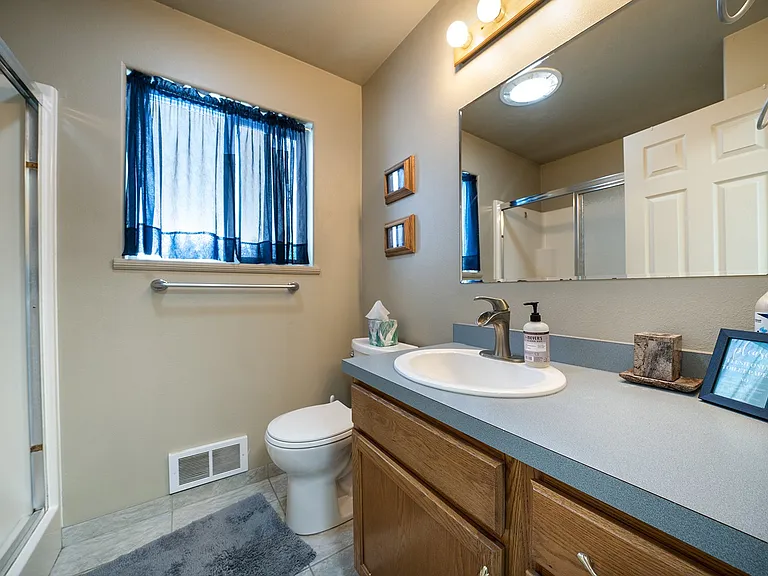 893 Capistrano NW — Photo 8