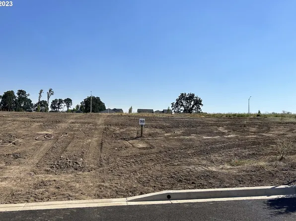 1520 NW Jason Ct #98, McMinnville, OR 97128