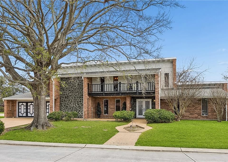 1st image of 1401 Avenue E