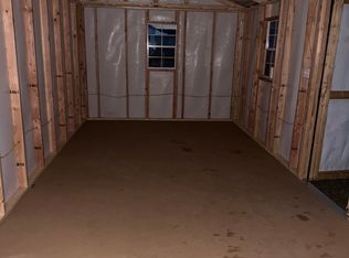 814 Thomas Rd, Swainsboro, GA 30401