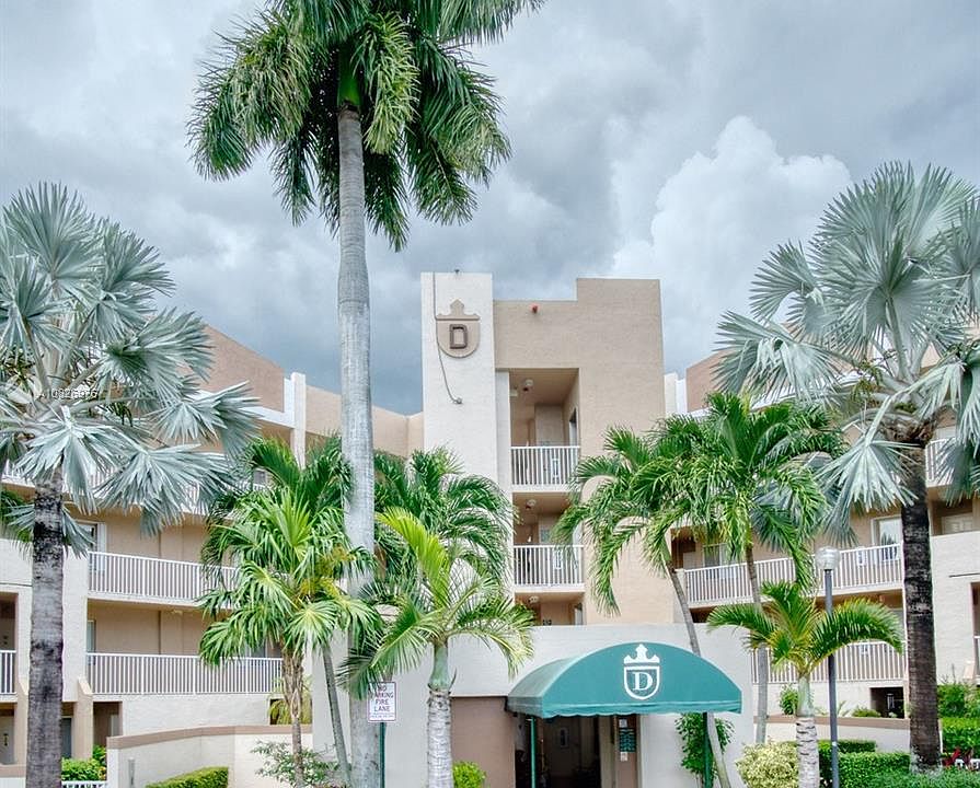 1st image of 7657 Granville Dr #305