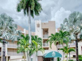 7657 Granville Dr #305, Tamarac, FL 33321