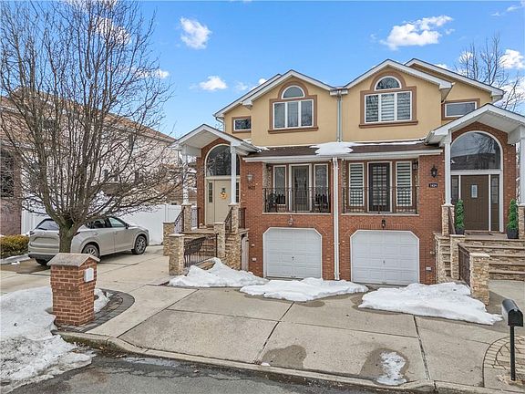 2nd image of 1622 Woodrow Rd