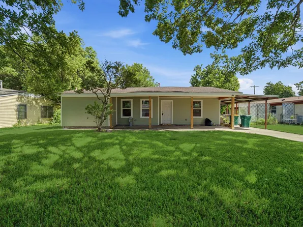 3004 Melody Dr, La Marque, TX 77568