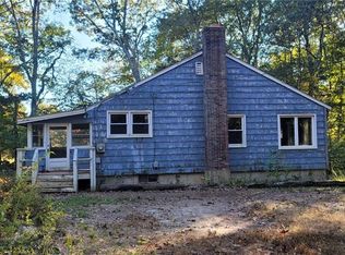 275 Hazelnut Hill Rd, Groton, CT 06340