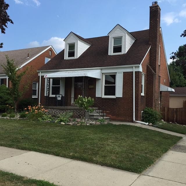 2nd image of 757 Highland St