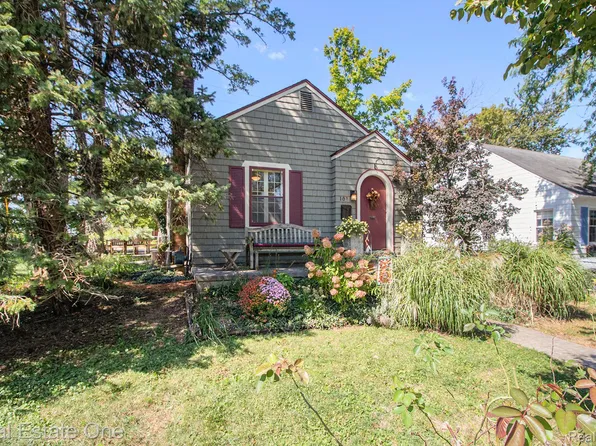 101 Longman Ln, Ann Arbor, MI 48103