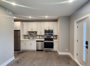 1221 E Marquette Rd #G, Chicago, IL 60637