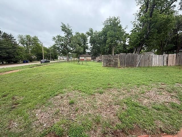 2nd image of 602 E Springer Ave Lot 13
