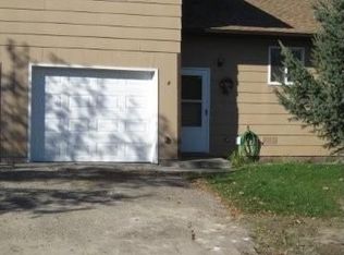 8 Stemen Dr, Burlington, ND 58722